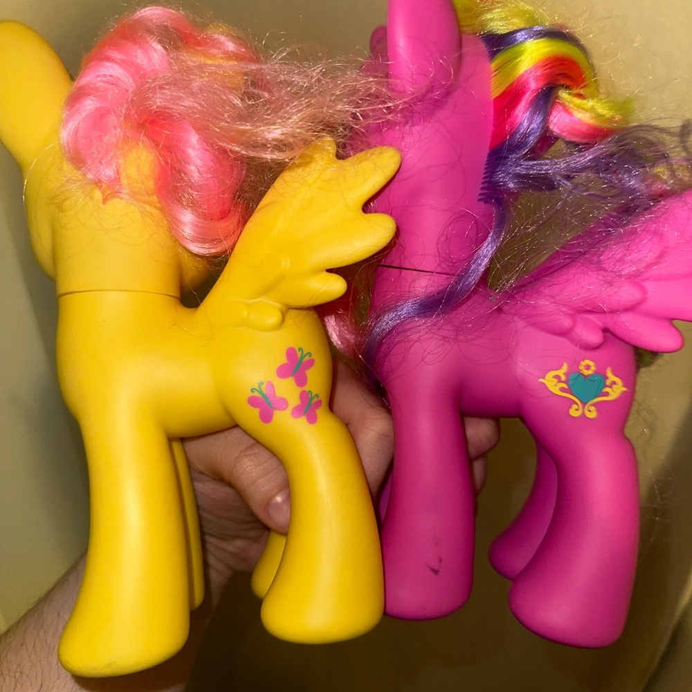 Vintage MLP my little pony bundle of 2 pink and yellow EUC - Picture 3 of 3
